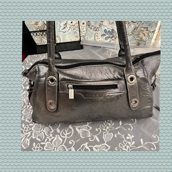 Blaque Metallic Hand Bag USED - Picture 1 of 10